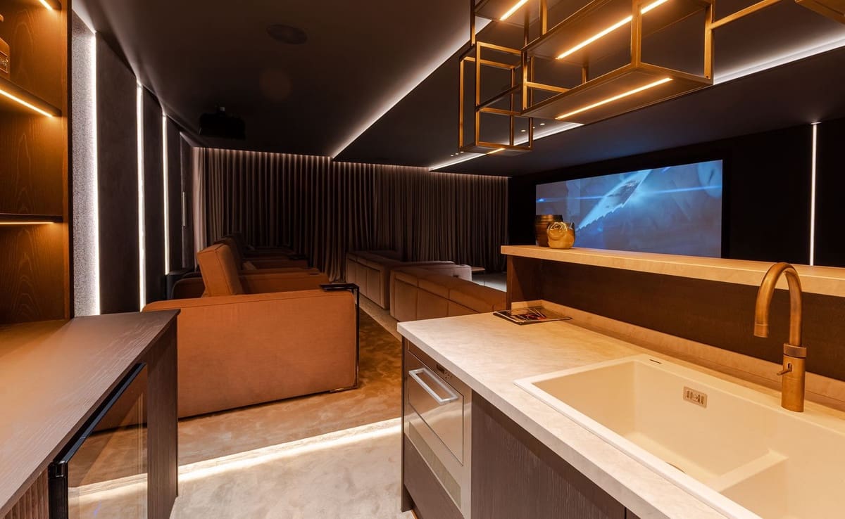 Chalet de 7 habitaciones en Benahavís en venta con piscina garaje - 7.500.000 € (Ref: 7652386)