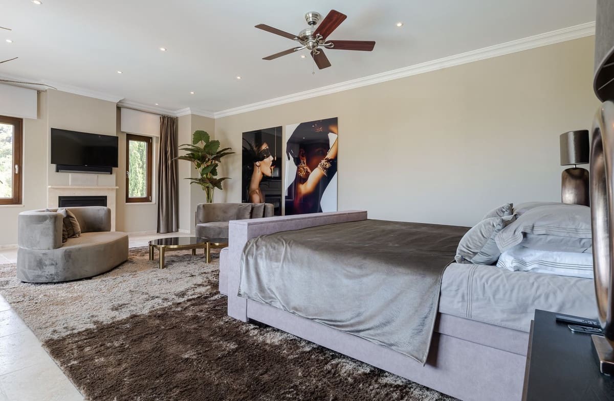 Chalet de 7 habitaciones en Benahavís en venta con piscina garaje - 7.500.000 € (Ref: 7652386)