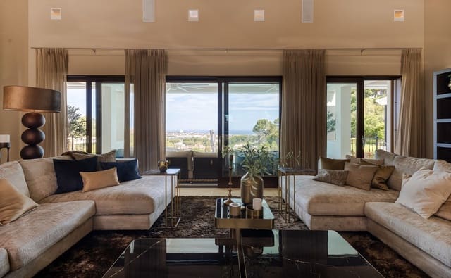 7 bedroom Villa for sale in Benahavís with pool garage - € 7,500,000 (Ref: 7652386)