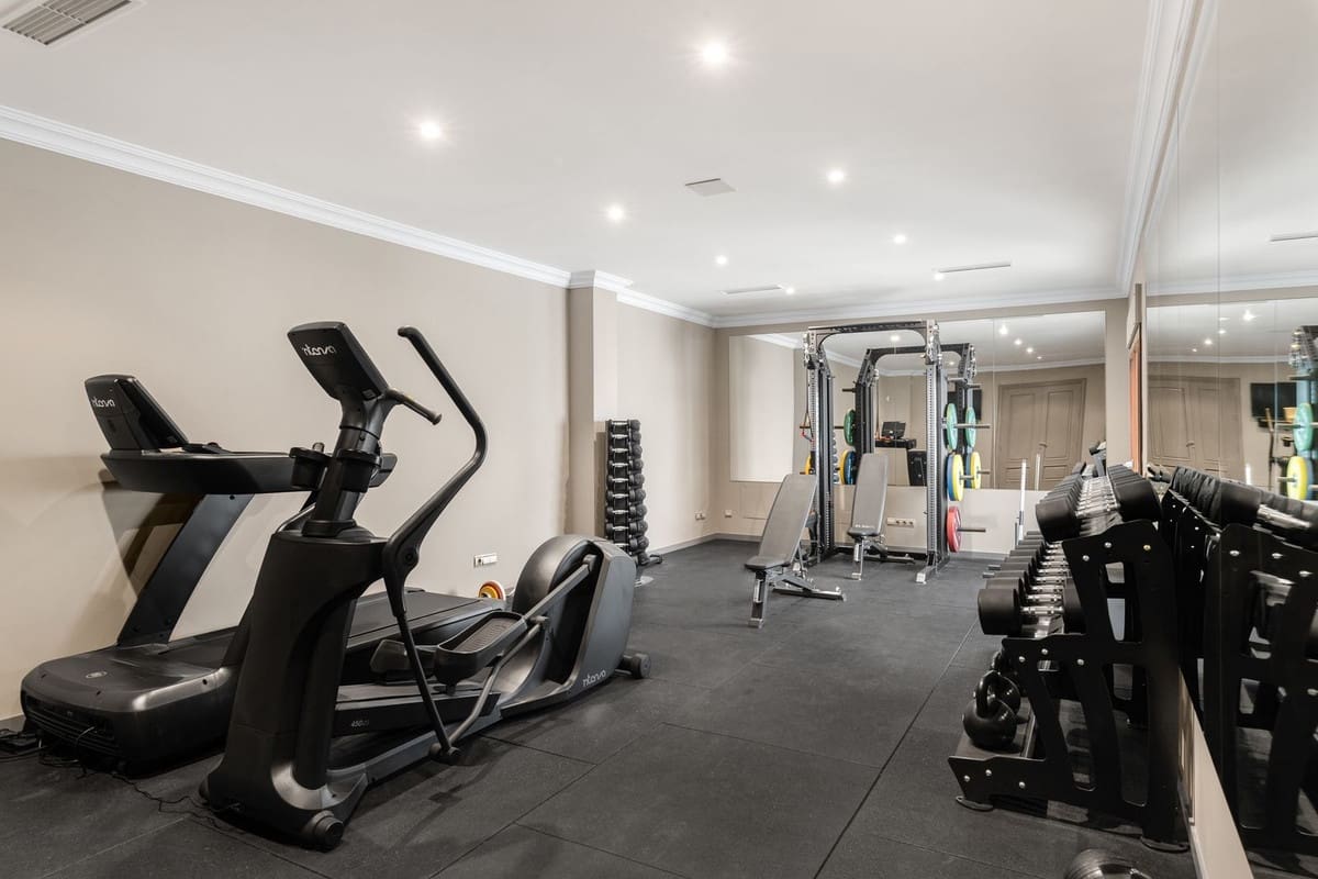 7 soveværelse Villa til salg i Benahavis med swimmingpool garage - € 7.500.000 (Ref: 7652386)