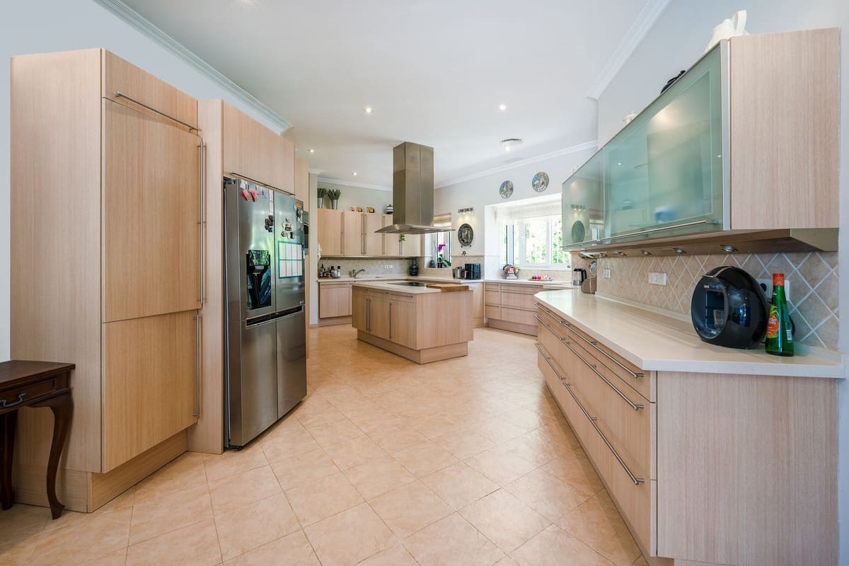 7 soveværelse Villa til salg i Marbella med swimmingpool garage - € 5.595.000 (Ref: 7652390)