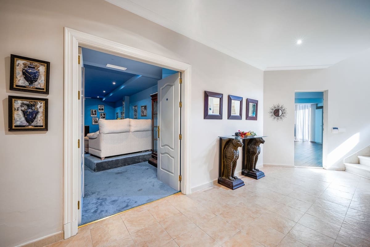 7 soveværelse Villa til salg i Marbella med swimmingpool garage - € 5.595.000 (Ref: 7652390)