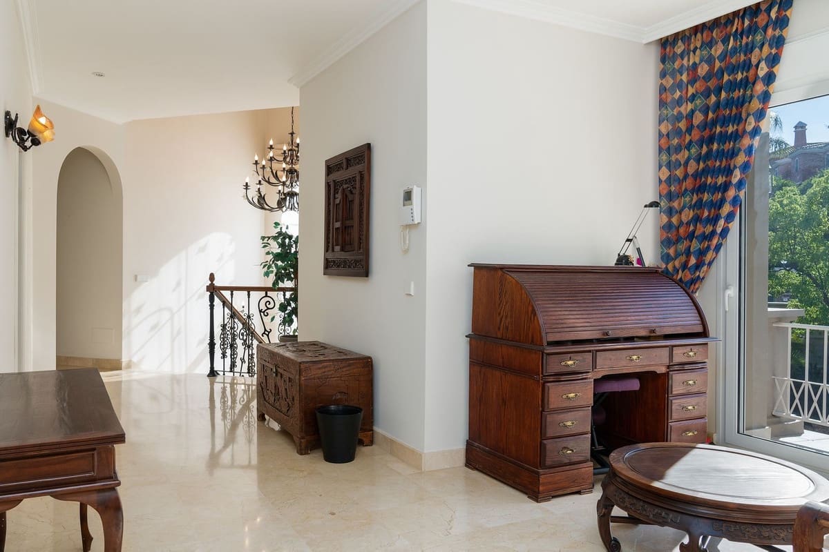 7 soveværelse Villa til salg i Marbella med swimmingpool garage - € 5.595.000 (Ref: 7652390)