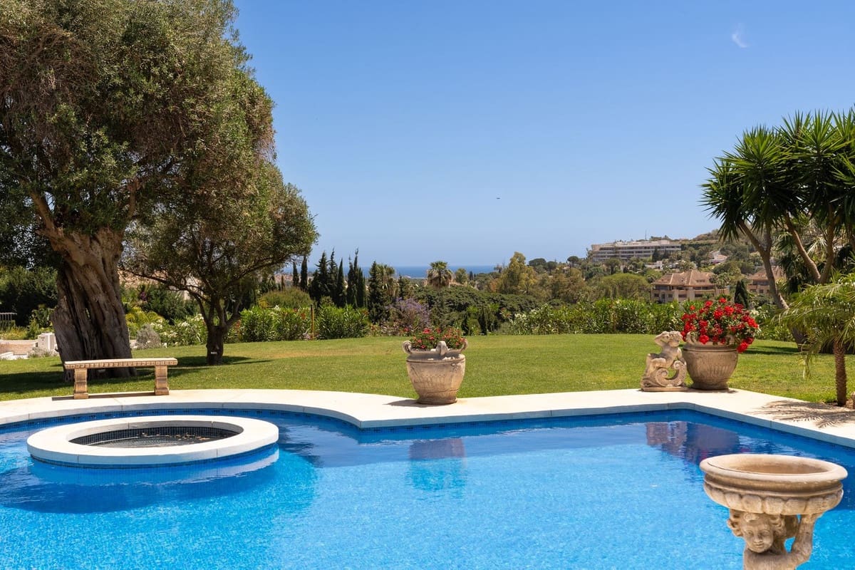 7 soveværelse Villa til salg i Marbella med swimmingpool garage - € 5.595.000 (Ref: 7652390)