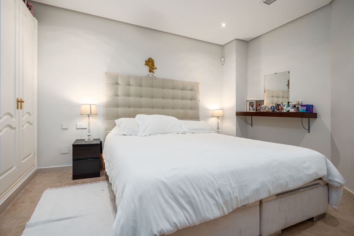Chalet de 7 habitaciones en Marbella en venta con piscina garaje - 5.595.000 € (Ref: 7652390)