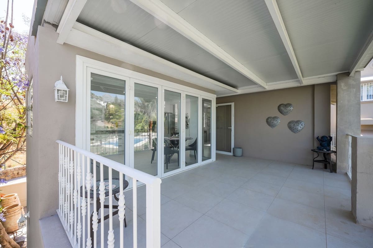 Chalet de 7 habitaciones en Marbella en venta con piscina garaje - 5.595.000 € (Ref: 7652390)