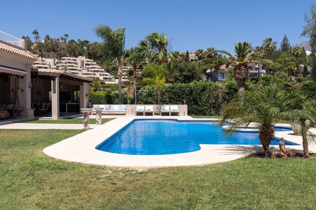 Chalet de 7 habitaciones en Marbella en venta con piscina garaje - 5.595.000 € (Ref: 7652390)