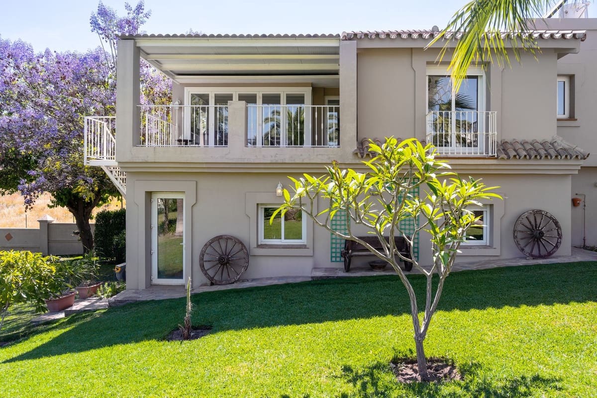 Chalet de 7 habitaciones en Marbella en venta con piscina garaje - 5.595.000 € (Ref: 7652390)