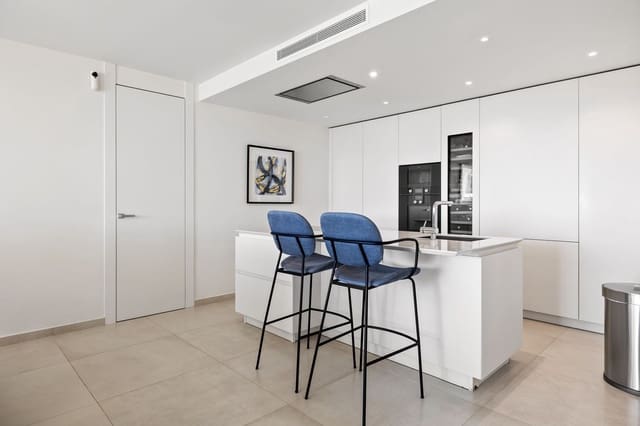 7 soverom Leilighet til salgs i Nueva Andalucia, Marbella med svømmebasseng garasje - € 4 300 000 (Ref: 7888835)