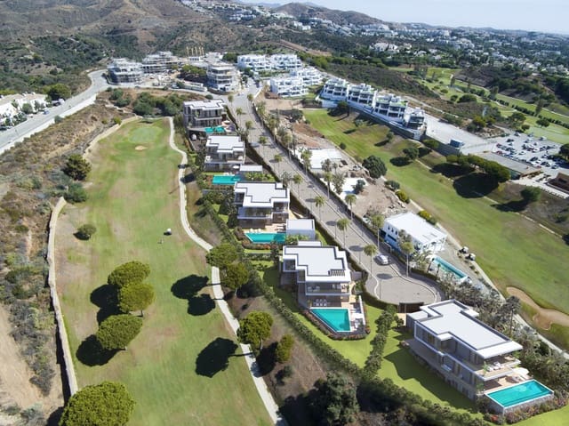 Chalet de 5 habitaciones en Marbella en venta con piscina garaje - 4.865.000 € (Ref: 7934129)
