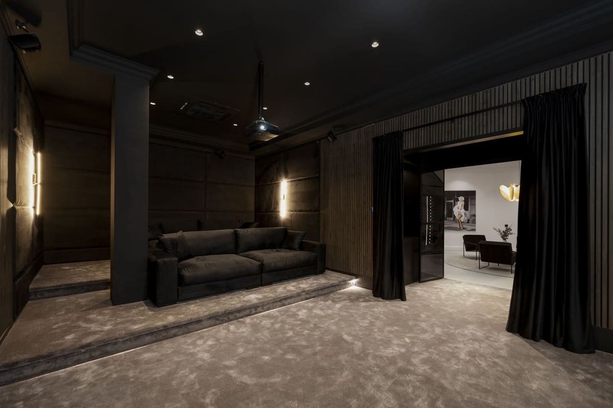 6 soverom Villa til salgs i Los Flamingos med svømmebasseng garasje - € 6 995 000 (Ref: 7979262)