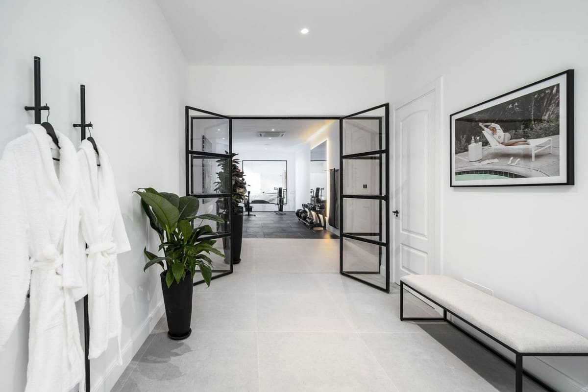 6 soverom Villa til salgs i Los Flamingos med svømmebasseng garasje - € 6 995 000 (Ref: 7979262)