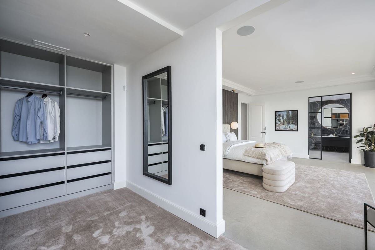 6 soverom Villa til salgs i Los Flamingos med svømmebasseng garasje - € 6 995 000 (Ref: 7979262)