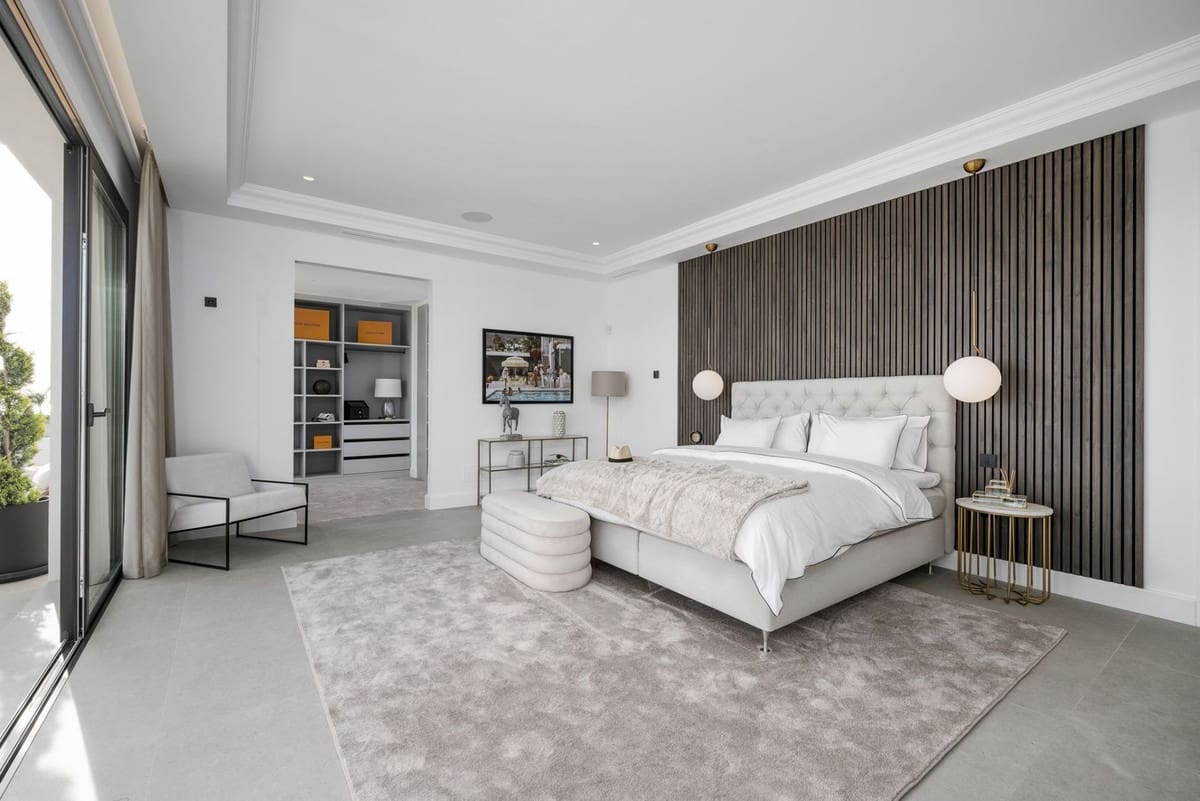 6 bedroom Villa for sale in Los Flamingos with pool garage - € 6,995,000 (Ref: 7979262)