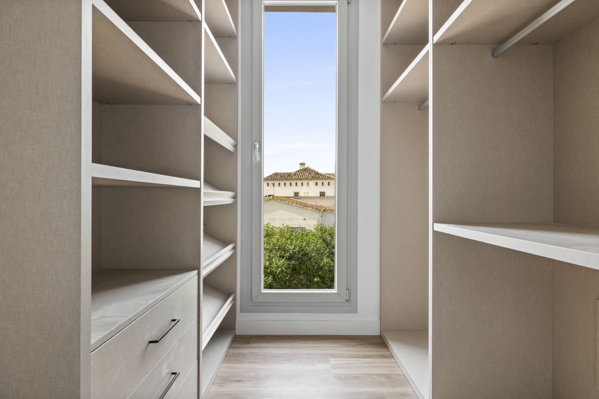 5 slaapkamer Villa te koop in Marbella met zwembad garage - € 2.950.000 (Ref: 8060837)