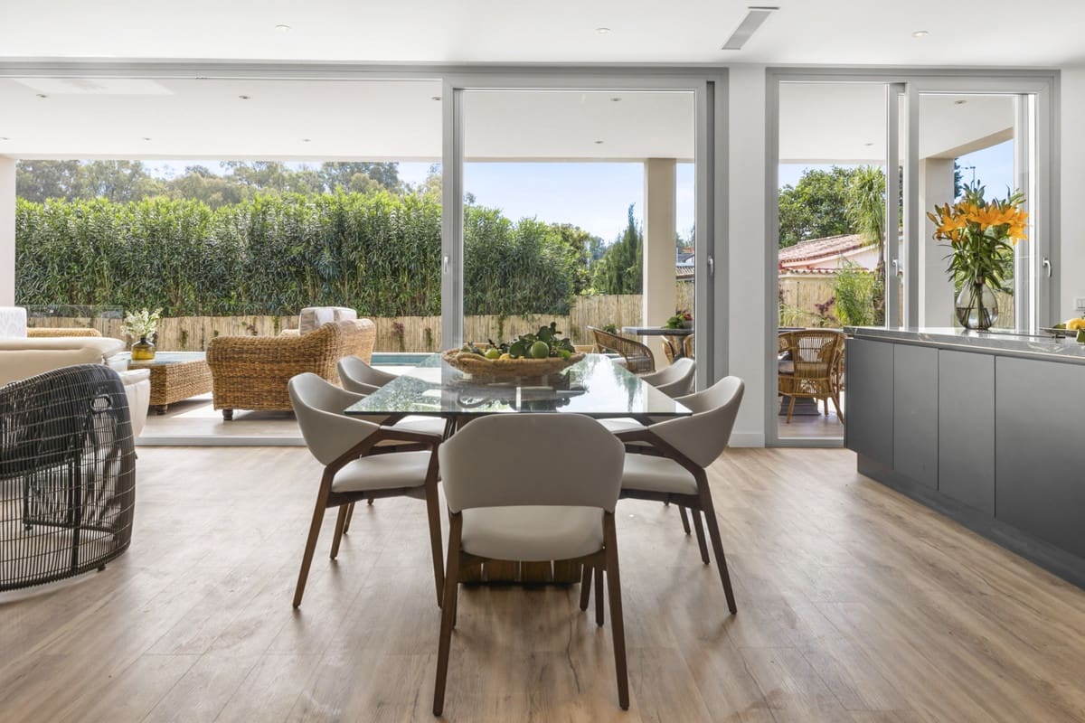 Chalet de 5 habitaciones en Marbella en venta con piscina garaje - 2.950.000 € (Ref: 8060837)
