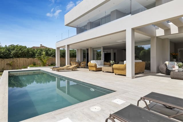 5 soverom Villa til salgs i Marbella med svømmebasseng garasje - € 2 950 000 (Ref: 8060837)