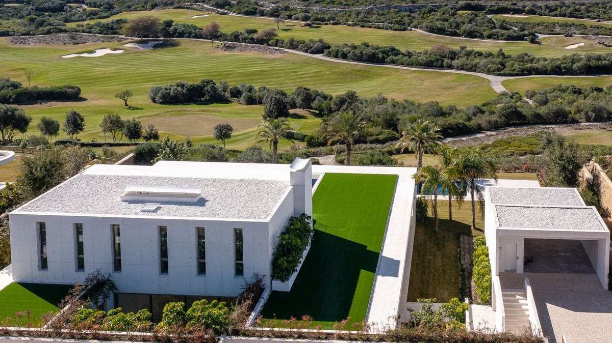 4 soveværelse Villa til salg i Bahia de Casares med swimmingpool garage - € 5.750.000 (Ref: 8167486)