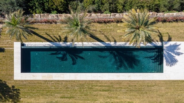 4 slaapkamer Villa te koop in Bahia de Casares, Casares met zwembad garage - € 5.750.000 (Ref: 8167486)