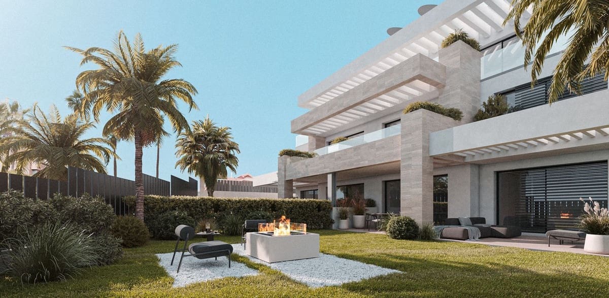 2 soveværelse Lejlighed til salg i Estepona med swimmingpool garage - € 620.000 (Ref: 8296580)