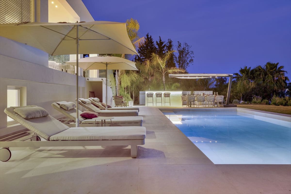 5 chambre Villa/Maison à vendre à Benahavis avec piscine - 3 195 000 € (Ref: 8395926)