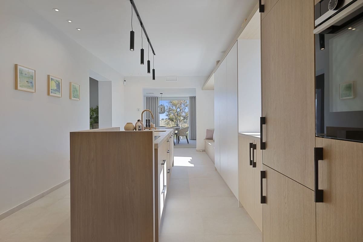 5 chambre Villa/Maison à vendre à Benahavis avec piscine - 3 195 000 € (Ref: 8395926)