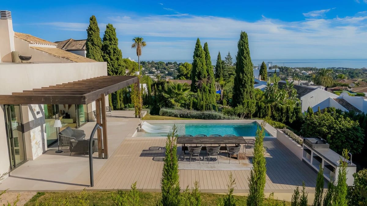 4 soveværelse Villa til salg i Benahavis med swimmingpool garage - € 2.325.000 (Ref: 8397753)