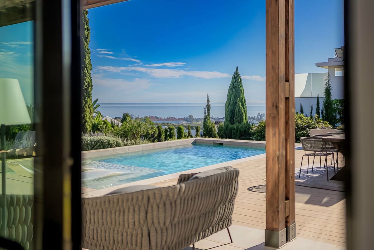 4 sovrum Villa till salu i Benahavis med pool garage - 2 325 000 € (Ref: 8397753)