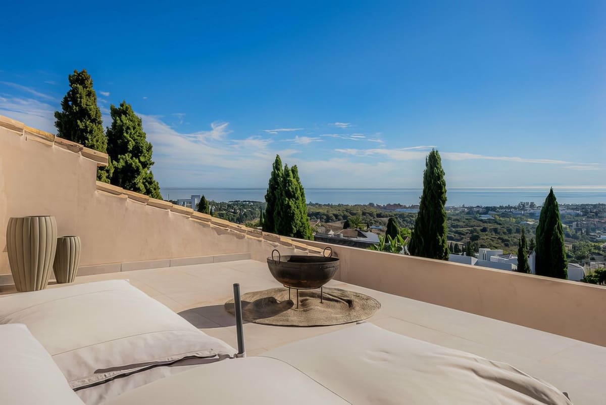 4 slaapkamer Villa te koop in Benahavis met zwembad garage - € 2.325.000 (Ref: 8397753)