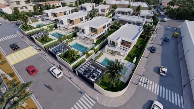 4 slaapkamer Villa te koop in La Duquesa / Puerto de la Duquesa, Manilva met zwembad garage - € 940.000 (Ref: 8574529)