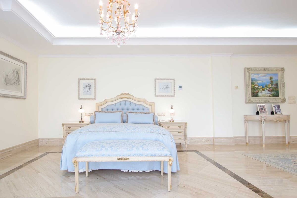 6 soveværelse Villa til salg i Marbella med swimmingpool garage - € 12.500.000 (Ref: 8574581)