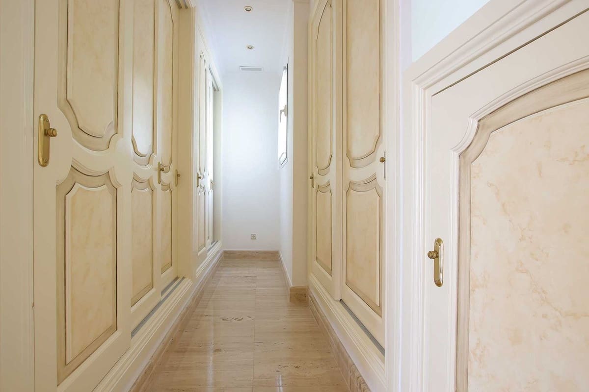 6 soveværelse Villa til salg i Marbella med swimmingpool garage - € 12.500.000 (Ref: 8574581)