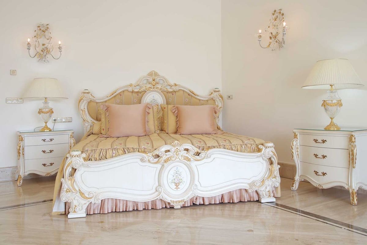 6 bedroom Villa for sale in Marbella with pool garage - € 12,500,000 (Ref: 8574581)