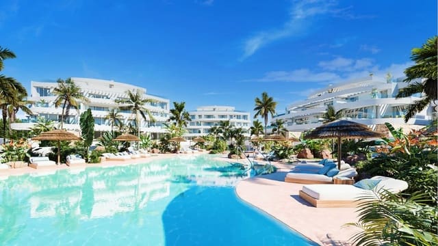 3 soverom Penthouse til salgs i Mijas Costa, Mijas med svømmebasseng garasje - € 1 300 000 (Ref: 8574597)