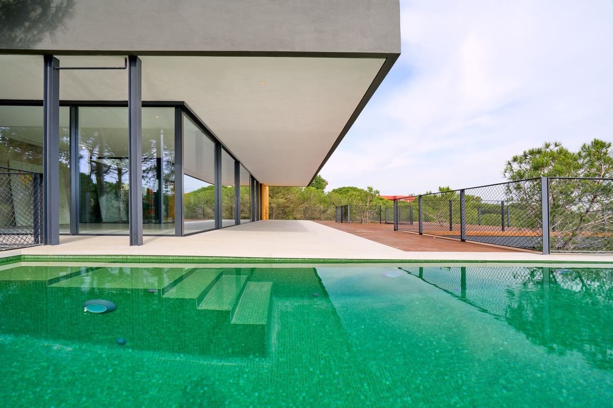 5 soverom Villa til salgs i Sotogrande med svømmebasseng garasje - € 4 500 000 (Ref: 8574621)