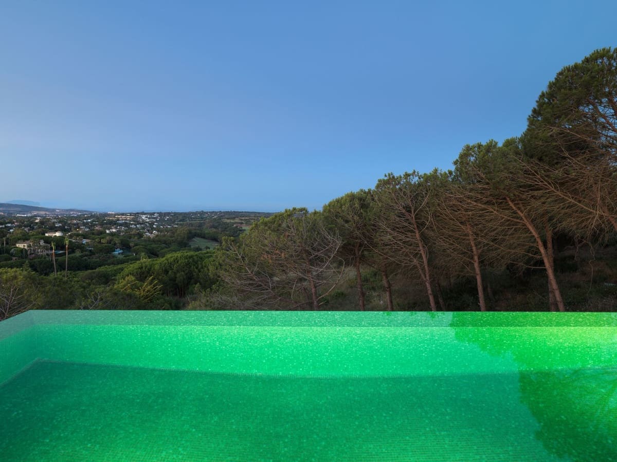 5 soverom Villa til salgs i Sotogrande med svømmebasseng garasje - € 4 500 000 (Ref: 8574621)