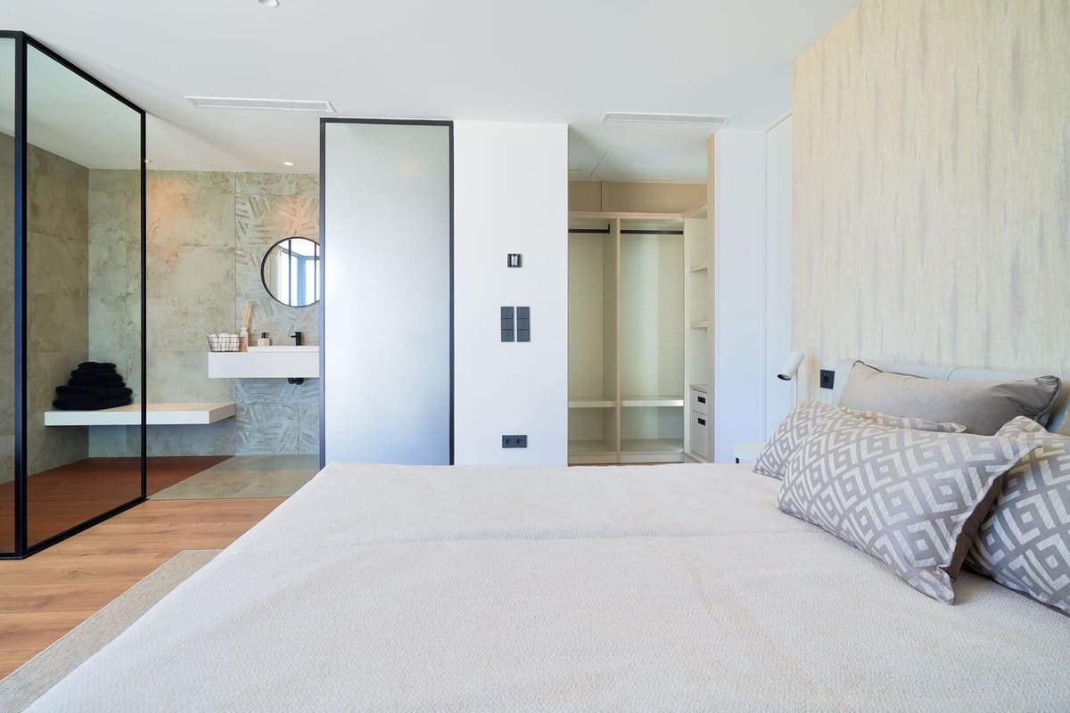 5 soverom Villa til salgs i Sotogrande med svømmebasseng garasje - € 4 500 000 (Ref: 8574621)