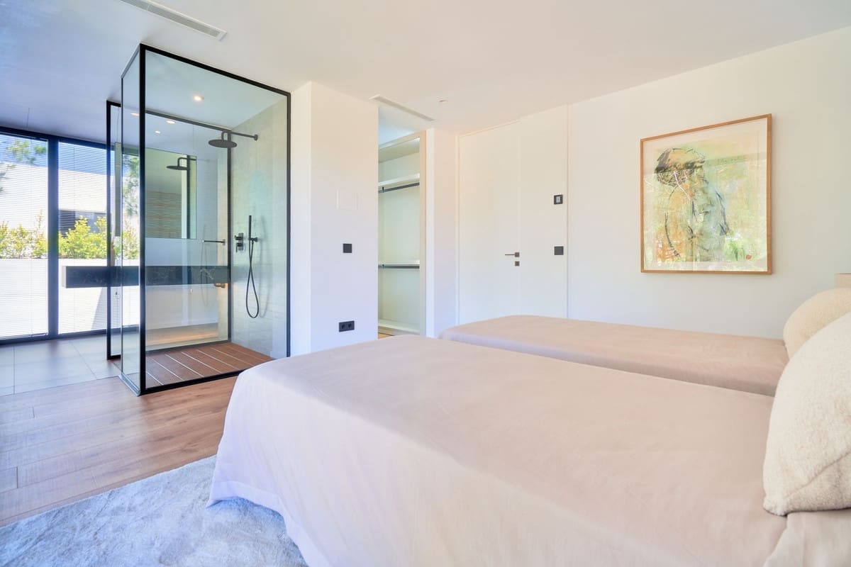 5 quarto Moradia para venda em Sotogrande com piscina garagem - 4 500 000 € (Ref: 8574621)