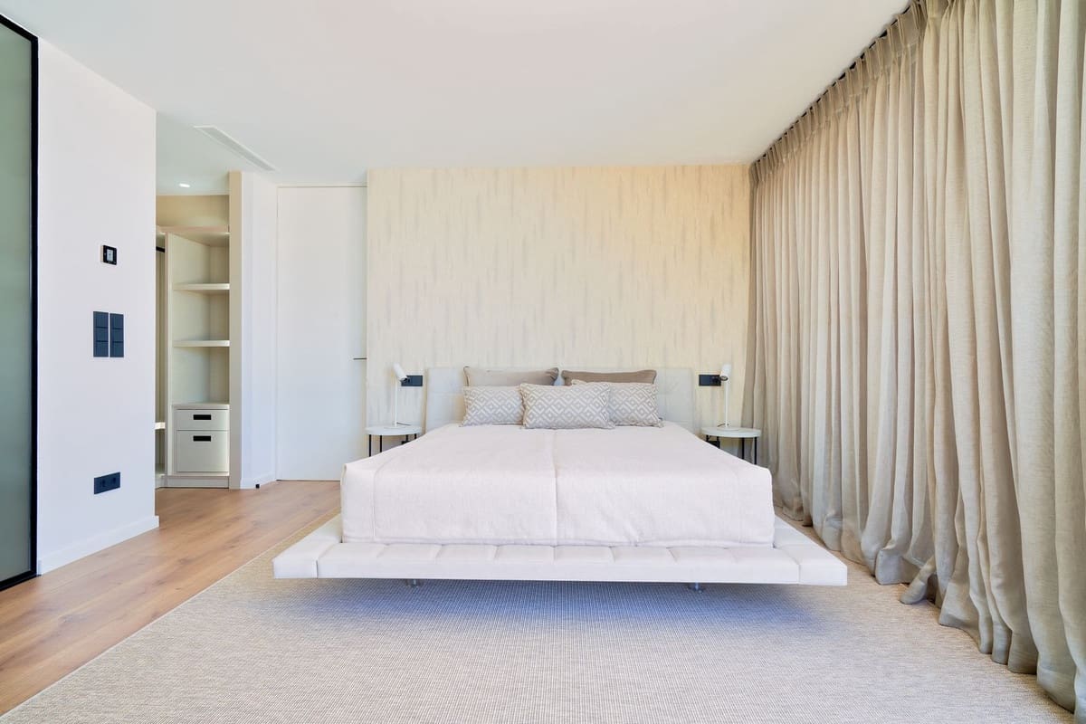 5 quarto Moradia para venda em Sotogrande com piscina garagem - 4 500 000 € (Ref: 8574621)