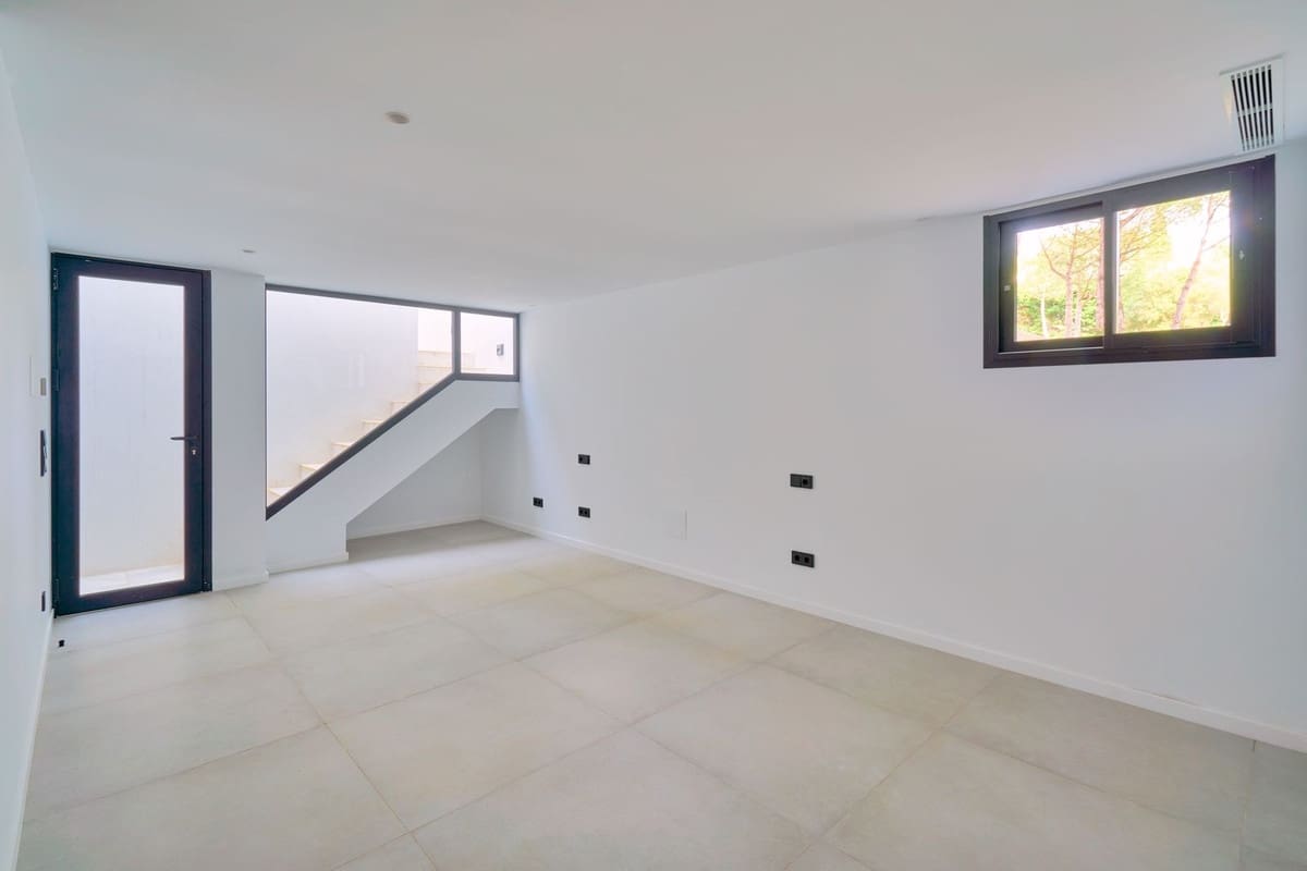 5 soveværelse Villa til salg i Sotogrande med swimmingpool garage - € 4.500.000 (Ref: 8574621)