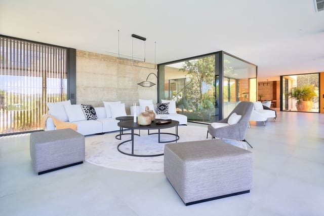 5 slaapkamer Villa te koop in Sotogrande, San Roque met zwembad garage - € 4.500.000 (Ref: 8574621)