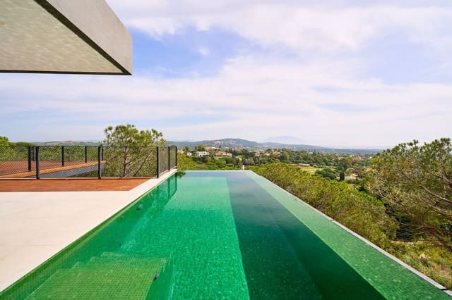 5 slaapkamer Villa te koop in Sotogrande, San Roque met zwembad garage - € 4.500.000 (Ref: 8574621)