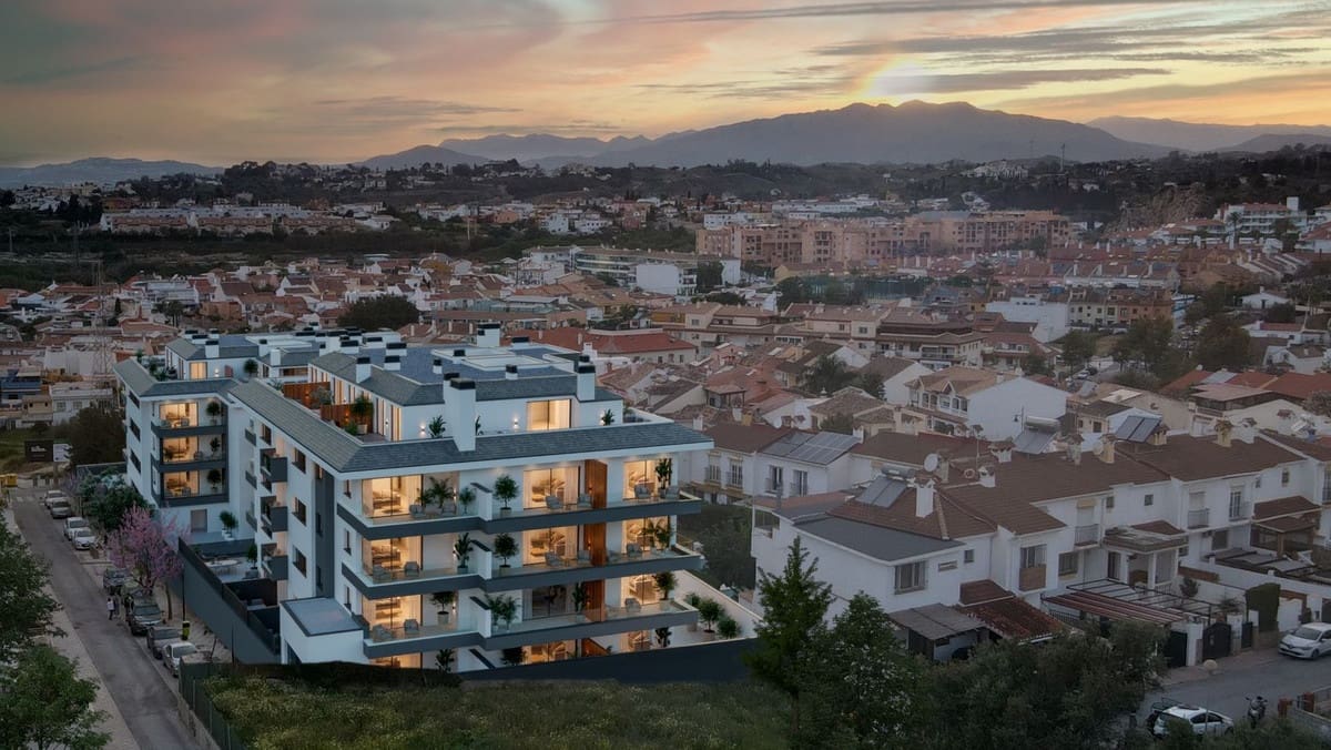 2 soverom Penthouse til salgs i Fuengirola med svømmebasseng garasje - € 551 000 (Ref: 8574631)