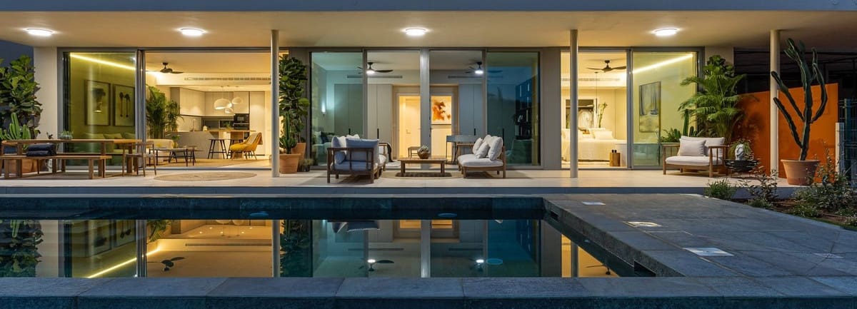 3 slaapkamer Appartement te koop in Mijas Costa met zwembad garage - € 1.350.000 (Ref: 8574637)