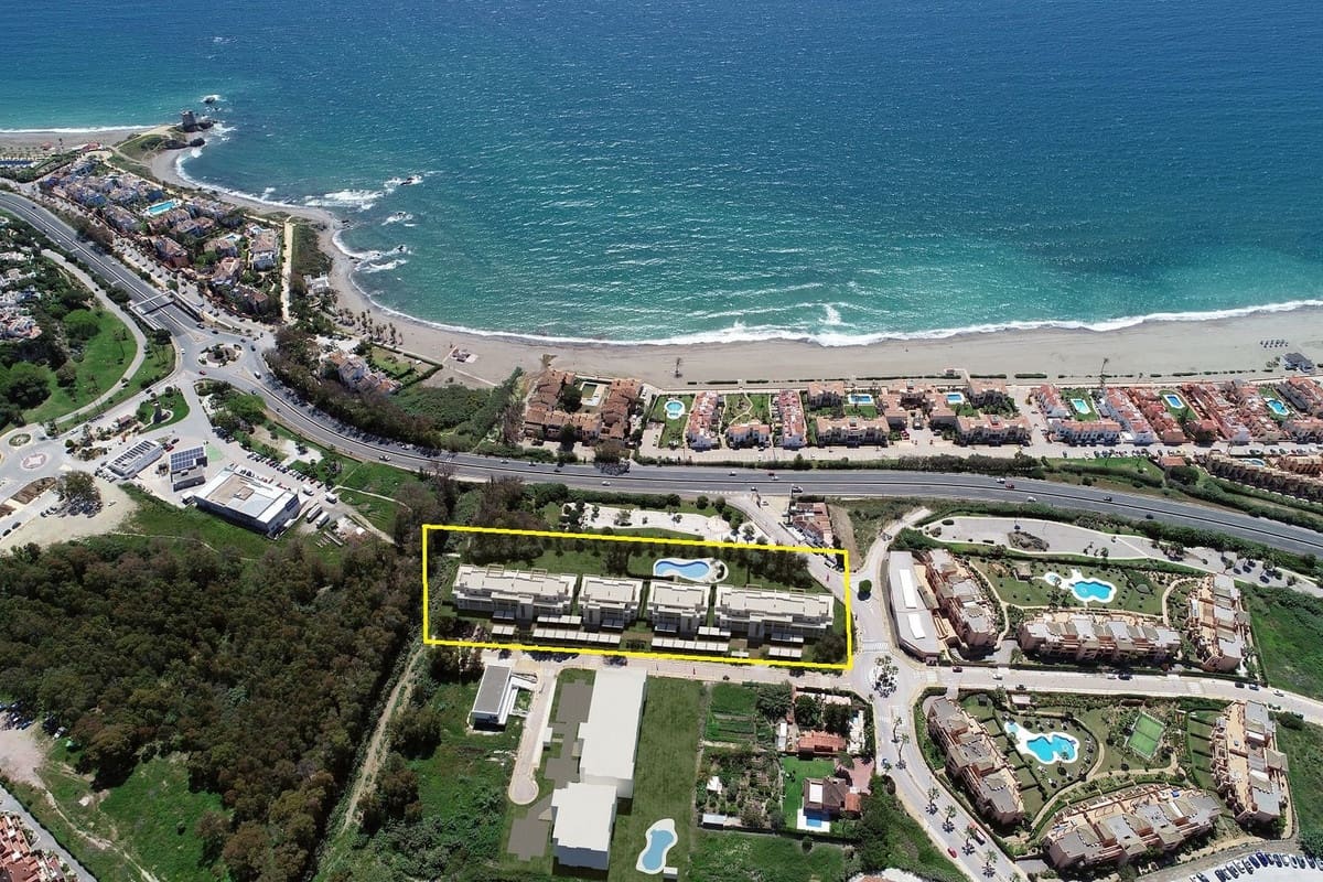 3 soveværelse Penthouse til salg i Bahia de Casares med swimmingpool garage - € 535.000 (Ref: 8633388)