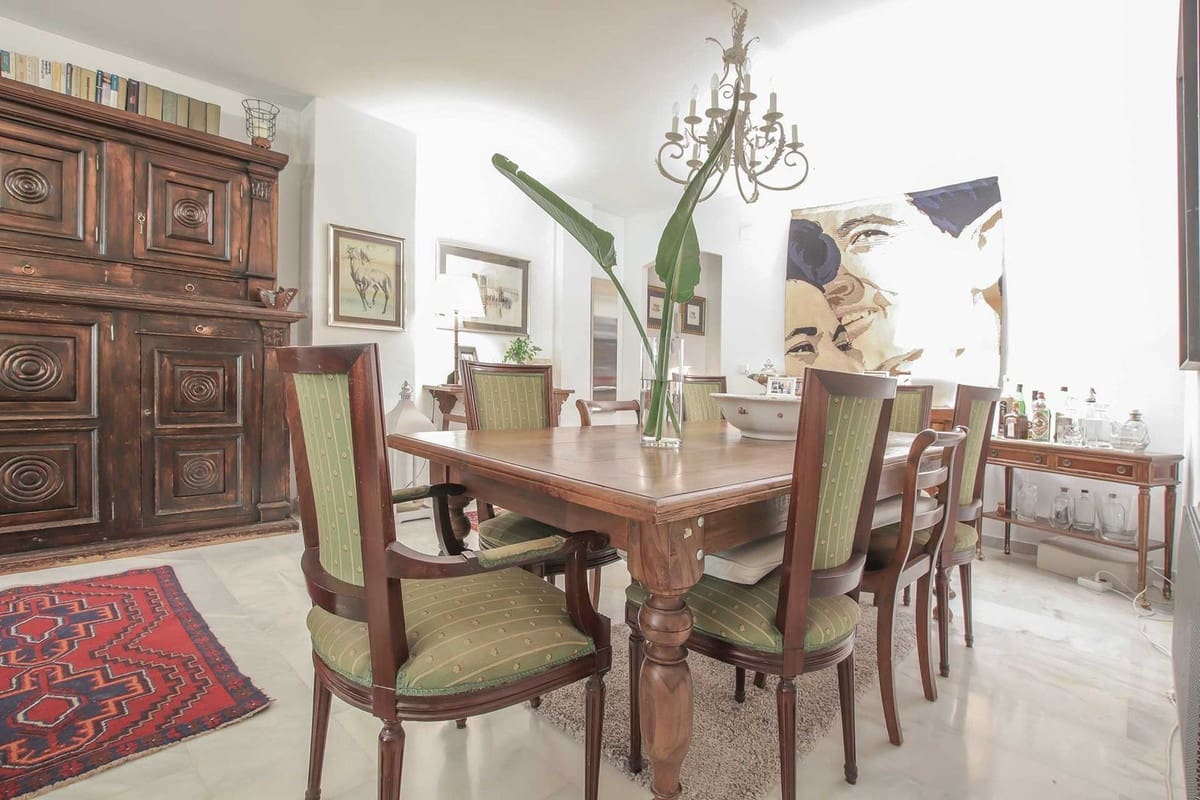 2 soverom Leilighet til salgs i Marbella med svømmebasseng garasje - € 599 000 (Ref: 8655760)