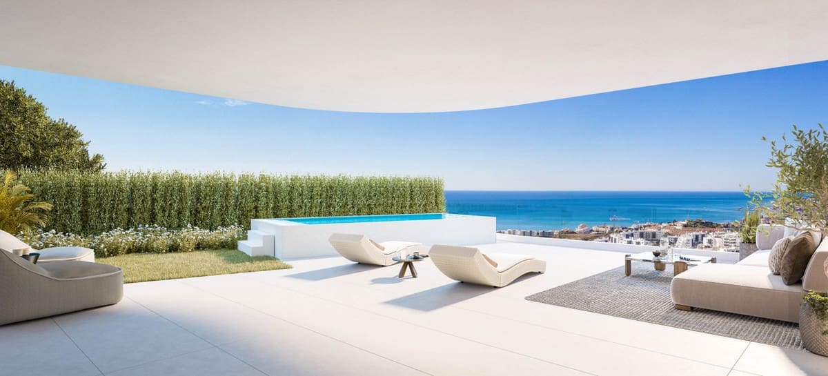 Apartamento de 3 habitaciones en Fuengirola en venta con piscina garaje - 895.000 € (Ref: 8688487)