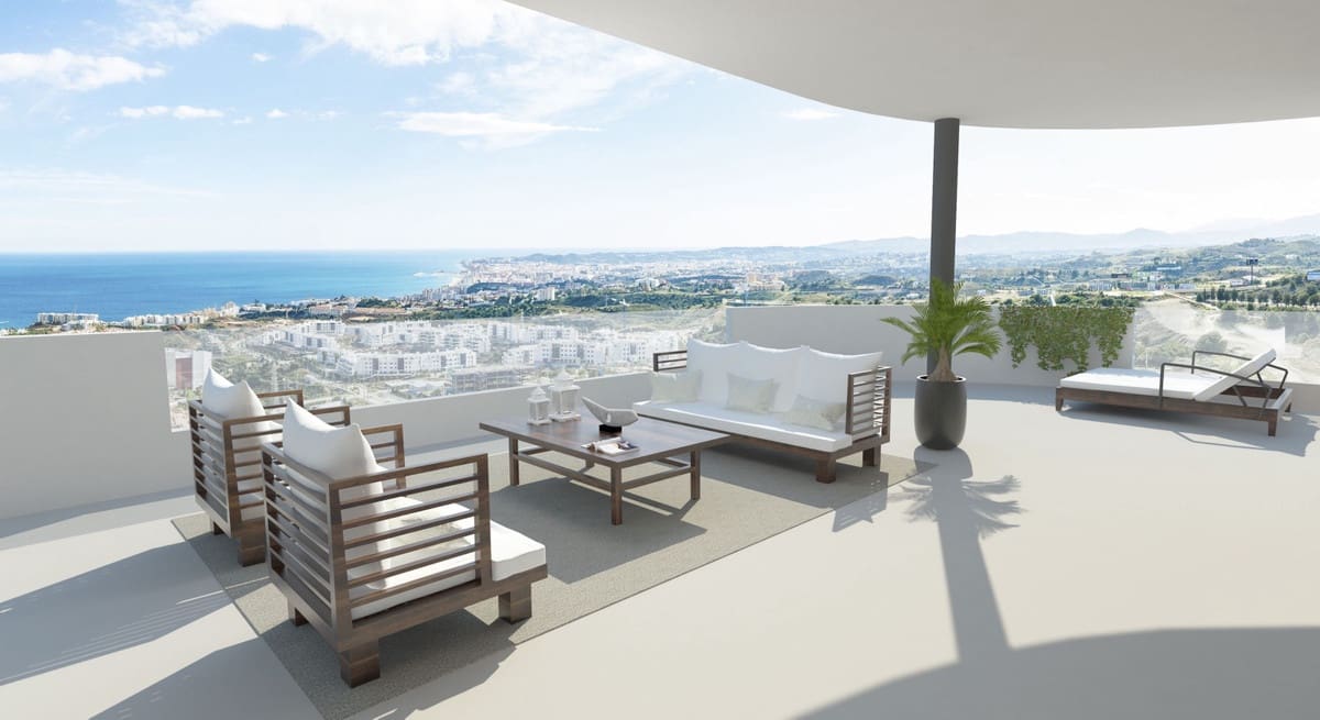 Apartamento de 3 habitaciones en Fuengirola en venta con piscina garaje - 895.000 € (Ref: 8688487)