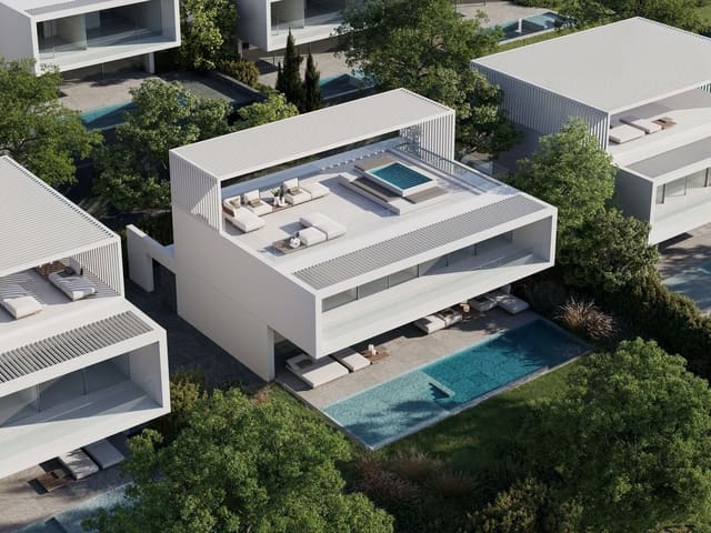 4 slaapkamer Villa te koop in Estepona met zwembad garage - € 2.100.000 (Ref: 8814871)