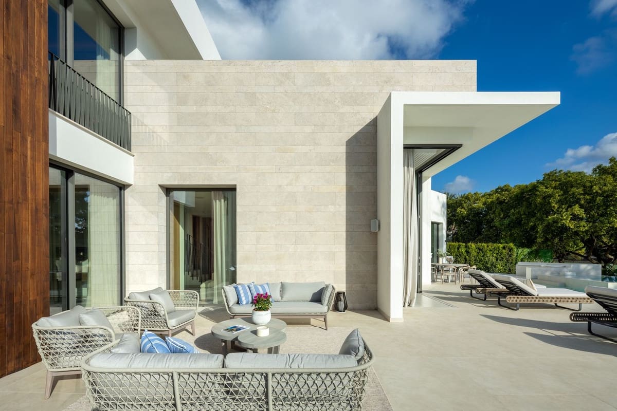 5 chambre Villa/Maison à vendre à Nueva Andalucia avec piscine garage - 7 495 000 € (Ref: 8824114)